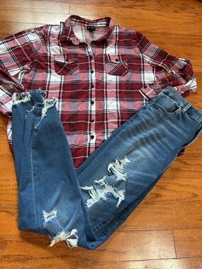 American Eagle Distressed Jeans